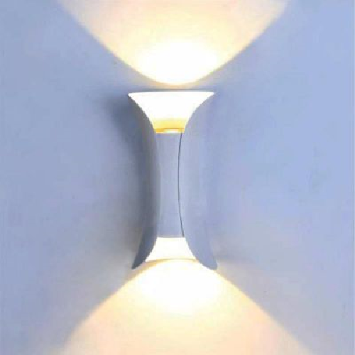 VE - VNT - 050A: Đèn gắn tường LED - KT: L100mm x H200mm - Đèn LED 3W x 2