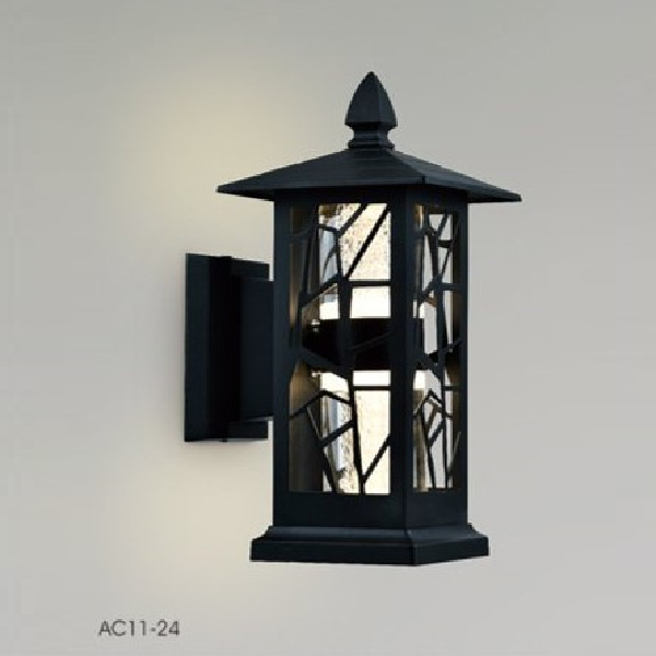 AC 11-24: Đèn gắn tường ngoài trời LED - KT: 150mmx150mm x H280mm - Đèn LED 14W ánh sáng vàng 3000K
