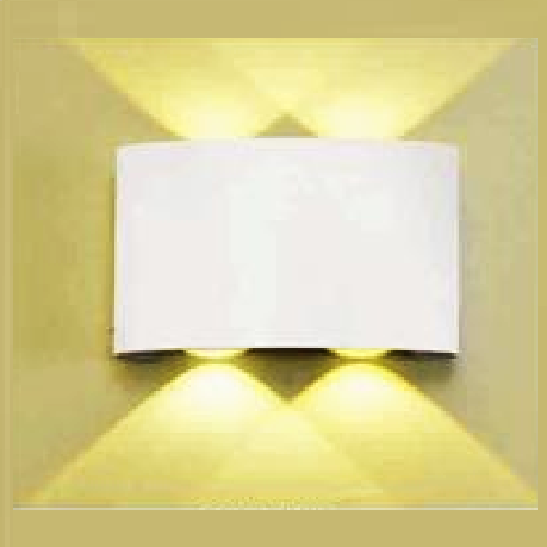 EU - CN - 182: Đèn gắn tường LED - KT: L120mm x W40mm x H100mm - Đèn LED 4 x 1W ánh sáng vàng