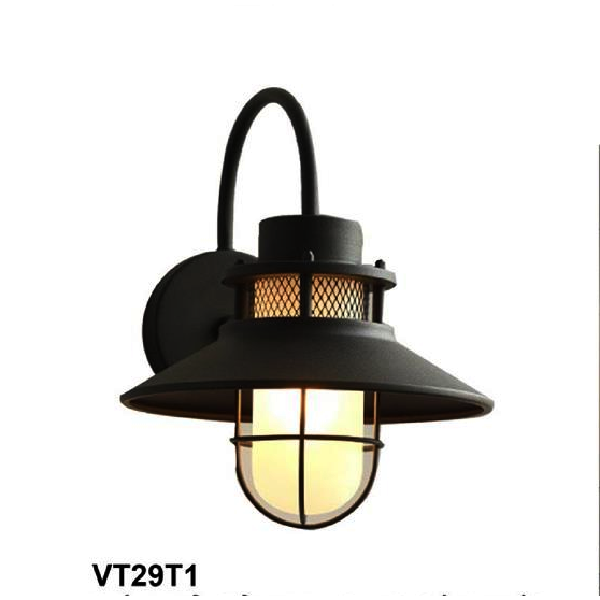 35 - VT29T1: Đèn gắn tường ngoài trời màu đen - KT: L250mm x H330mm - Bóng đèn chân E27 x 1 bóng