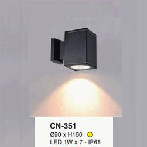 EU - CN - 351: Đèn gắn tường ngoài trời - KT: Ø90mm x H160mm - Đèn LED 7W, ánh sáng vàng