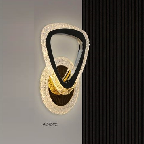 AC 42 - 92: Đèn gắn tường LED - KT: 220mm x H280mm - Đèn LED 30W ánh sáng đổi 3 màu
