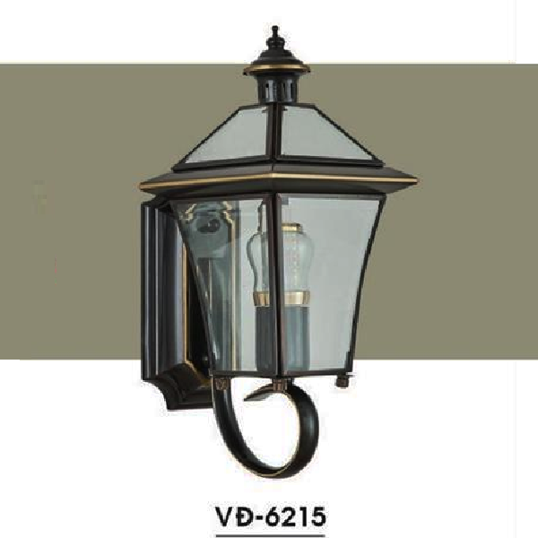 HF - VĐ - 6215: Đèn đồng gắn tường ngoài trời  - KT: L155 mm x H370mm - Bóng đèn E27 x 1
