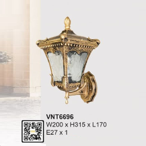 35 - VNT6696: Đèn gắn tường ngoài trời - KT: W200mm x L170mm x H315mm - Bóng đèn E27 x 1