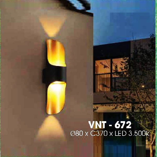 LH - VNT - 672: Đèn gắn tường ngoài trời - I KT: W80mm x H370mm - Đèn LED ánh sáng vàng 3500K