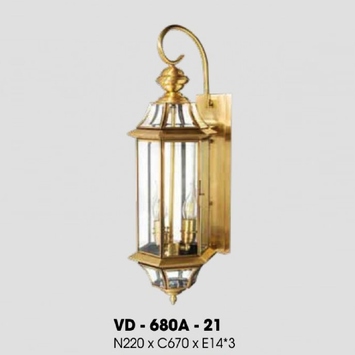 VD - 680A-21: Đèn gắn tường ngoài trời xi mạ đồng - KT: W220mm x H670mm - Bóng đèn E14 x 3 bóng