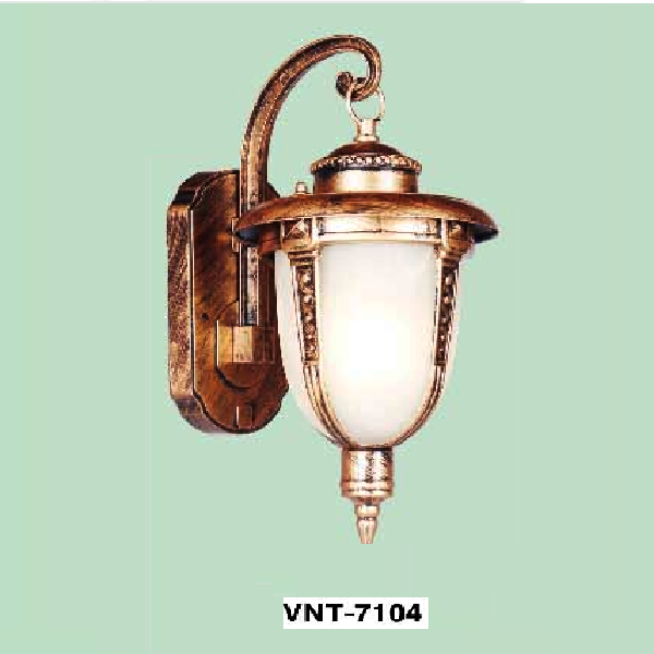 VE - VNT - 7104: Đèn gắn tường ngoài trời - KT: L180mm x H300mm - Bóng đèn E27 x 1