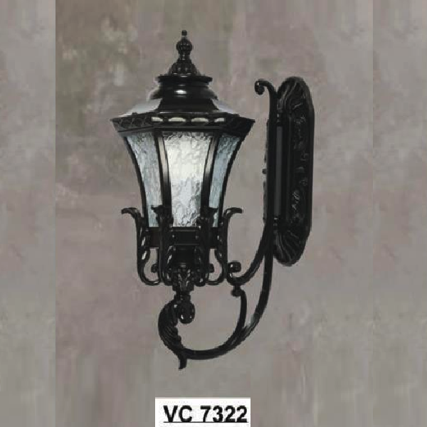 SN - VC 7322: Đèn gắn tường ngoài trời - KT: Ø250mm x H550mm - Bóng đèn E27 x 1