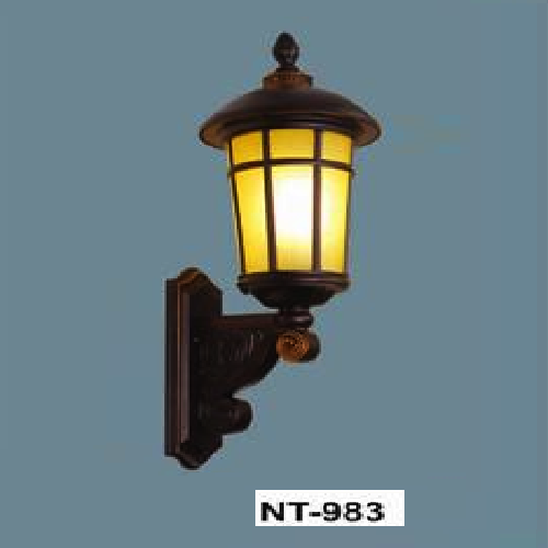 AN - NT - 983: Đèn gắn tường ngoài trời - KT: W220mm x H650mm - Bóng đèn E27 x 1