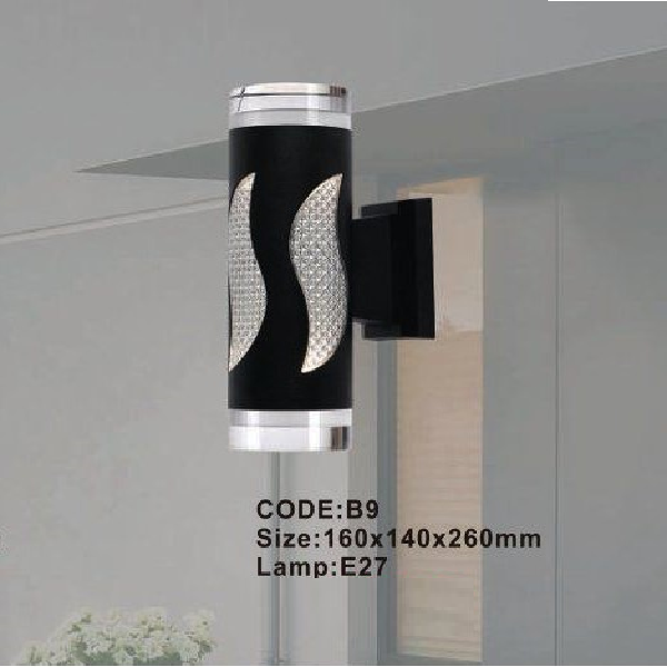 CODE: B9: Đèn gắn tường vách ngoài - KT: 160mm x 140mm x H260mm - Bóng đèn E27 x 2 bóng