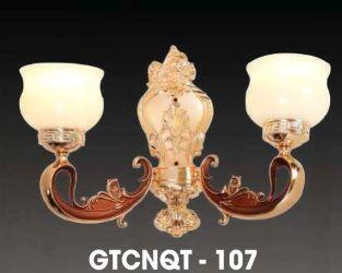 GTCNQT - 107: Đèn tường 2 bóng, thân hợp kim, KT: N350mm*H350mm