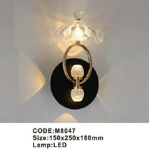 CODE: M8047: Đèn gắn tường LED - KT: 150mm x 250mm x H180mm - Bóng đèn LED