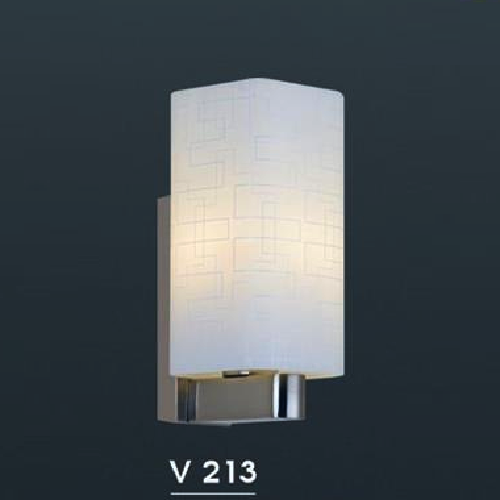 HF - V 213: Đèn gắn tường 1 bóng - KT: L100mm x W130mm x  H230mm - Đèn  E27 x 1 bóng