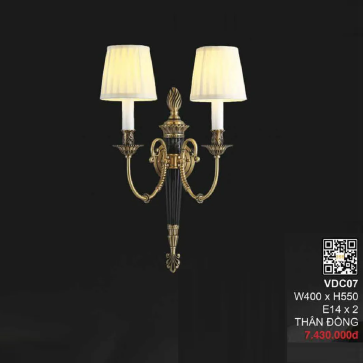 VDC07:  Đèn gắn tường đồng đôi - KT: W400mm x H550mm - Bóng đèn chân E14 x 2