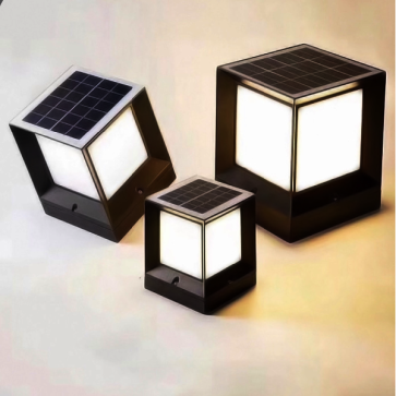 TD - 07-18: Đèn đầu trụ NLMT - KT: L150mm x  W150mm x H190mm - Đèn LED + Bóng đèn E27 x 1