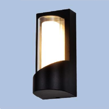 VE - VNT - 106/4: Đèn gắn tường ngoài trời - KT: L68mm x W77mm x H160mm - Đèn LED 7W, ánh sáng vàng