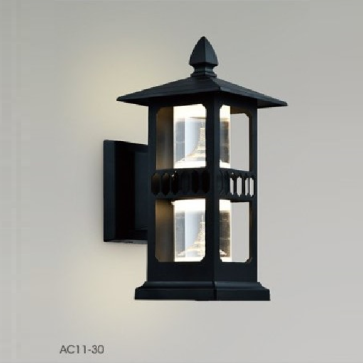 AC 11-30: Đèn gắn tường ngoài trời LED - KT: 150mmx150mm x H280mm - Đèn LED 14W ánh sáng vàng 3000K