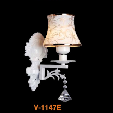 VE - V - 1147E: Đèn gắn tường đơn - KT: L120mm x H350mm - Bóng đèn E27 x 1