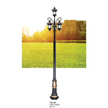 TRỤ 303: Đèn trụ sân vườn chất liệu hợp kim 4 bóng - Cao 4000mm