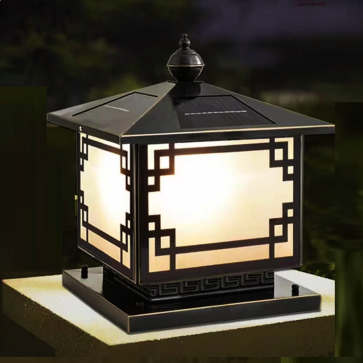 TD - 32 - 23: Đèn đầu trụ NLMT - KT: L300mm x W300mm - Bóng đèn LED + E27 x 1