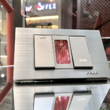 NOVA-AI07B: Bộ contac 2 chiều + Conmtac 20A+đèn báo 16A/250V