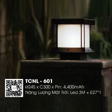 TCNL - 601: Đèn đầu trụ sử dụng NLMT & điện - KT: L245mm x W245mm x H300mm  - Đèn LED đổi 3 màu + Bóng đèn E27 x 1 bóng