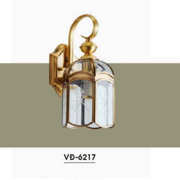HF - VĐ - 6217: Đèn đồng gắn tường ngoài trời  - KT: L190 mm x H345mm - Bóng đèn E27 x 1