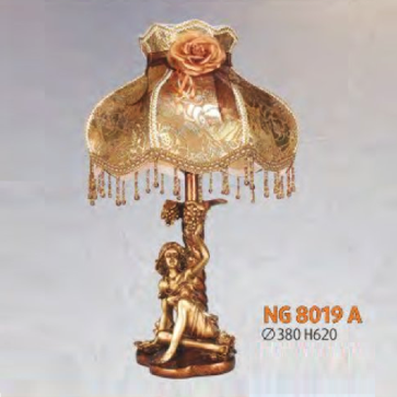 NG 8019 A: Đèn đầu giường chao vải - KT: Ø380mm x H620 - Bóng đèn E27 x 1 bóng