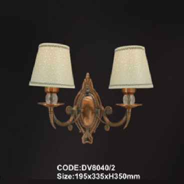 CODE: DV8040/2: Đèn gắn tường đôi - KT: 195mm x 335mm x H350mm - Bóng đèn E27 x 2
