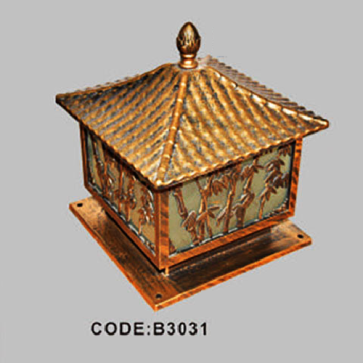 CODE: B 3029: Đèn gắn đầu trụ - KT: L250mm x H320mm - Bóng đèn E27 x 1