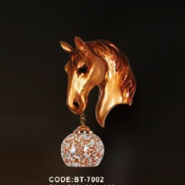 CODE: BT - 7002: Đèn gắn tường hình đầu con ngựa - KT: 280mm x 200mm x 460mm - Đèn chân E27 x 1 bóng