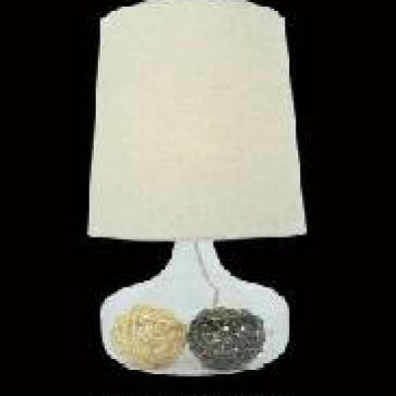 CODE: - KC T1067C : Đèn bàn , KT: Ø230mm*H420mm, Đèn chân E27*1 bóng